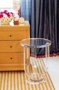 Beautiful, sexy and the epitome of good design. Sharing my love of all things Acrylic. Whether it's furniture or an accent, acrylic works in any space.