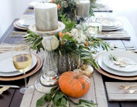 12 Inspiring Thanksgiving Tablescapes