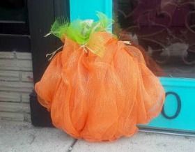 How To Make a Deco Mesh Pumpkin Wreath